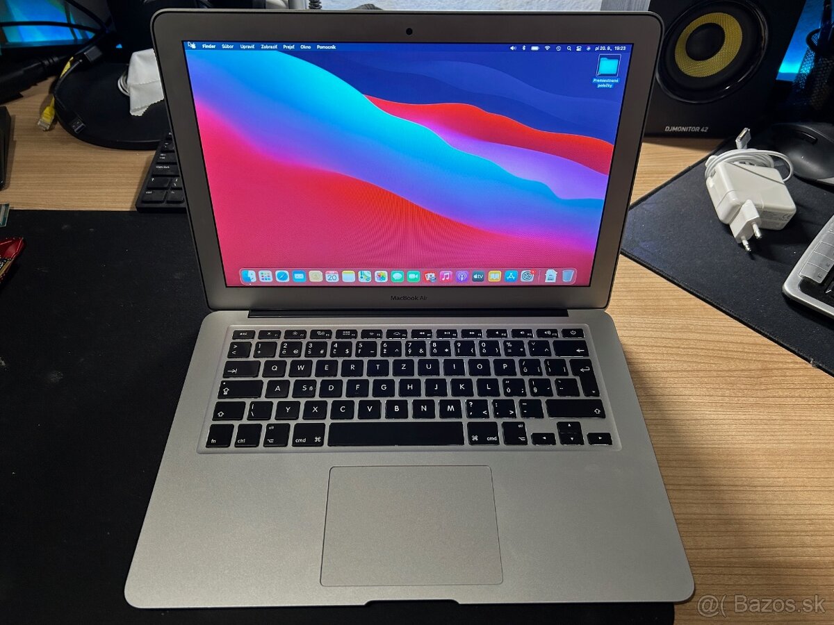 MACBOOK AIR 13" EARLY 2014 - INTEL i5, 4GB RAM, 128GB SSD