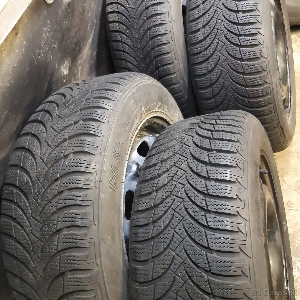 185/60r14 zimne +disky 6x14 roztrc 5x100