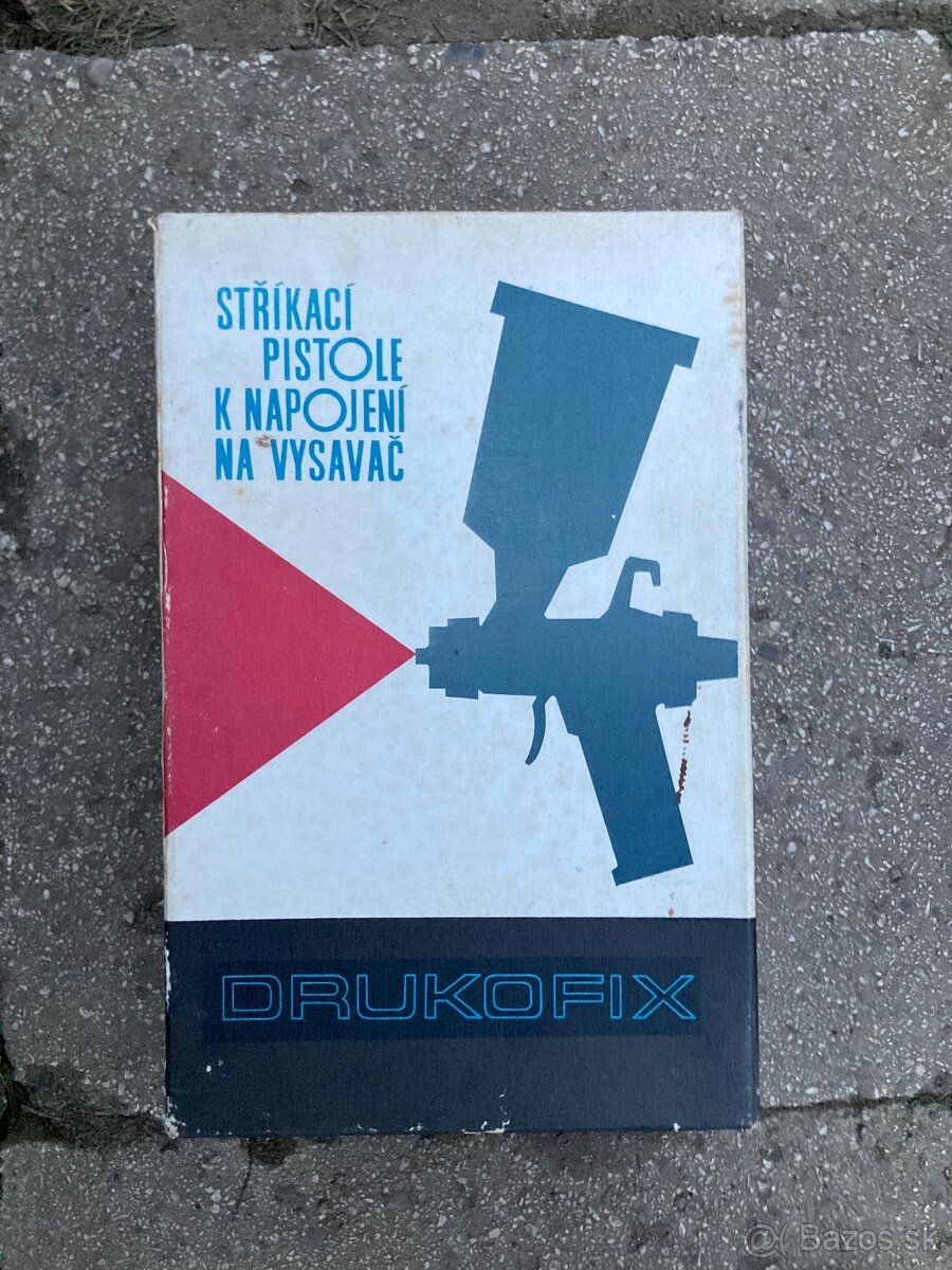 Retro striekacia pištoľ na vysávač drukofix