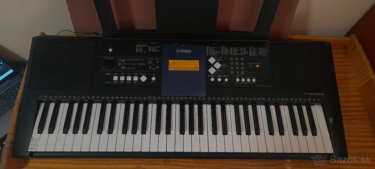 Yamaha PSR E333