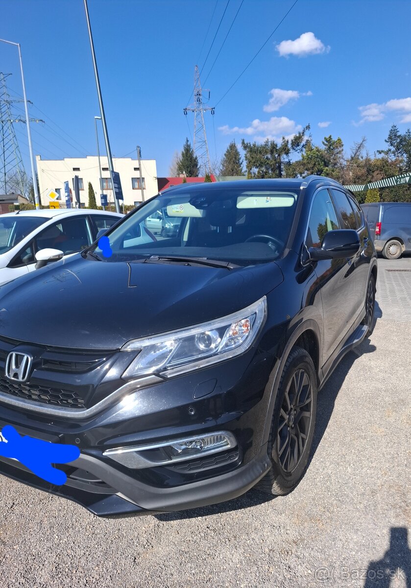 Honda cr-v 2.0 4x4 black edition 2016 205000