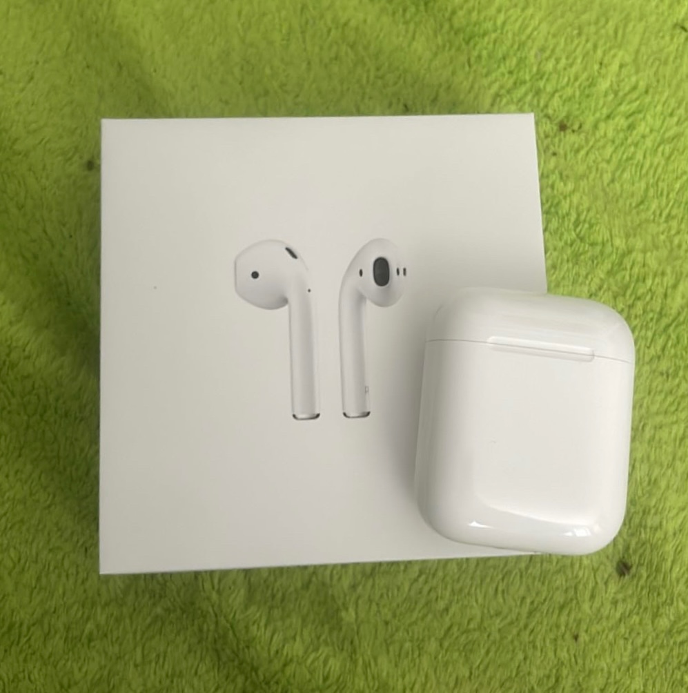 AirPods gen 2