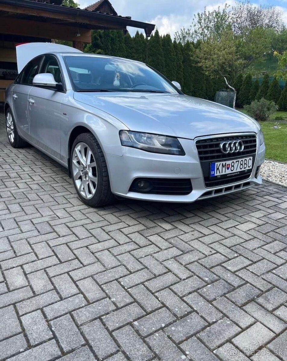 Audi A4 sedan