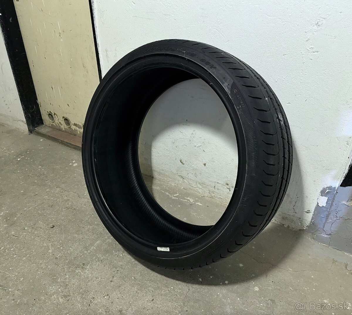 Pirelli P ZERO 225/35 R19 88 Y