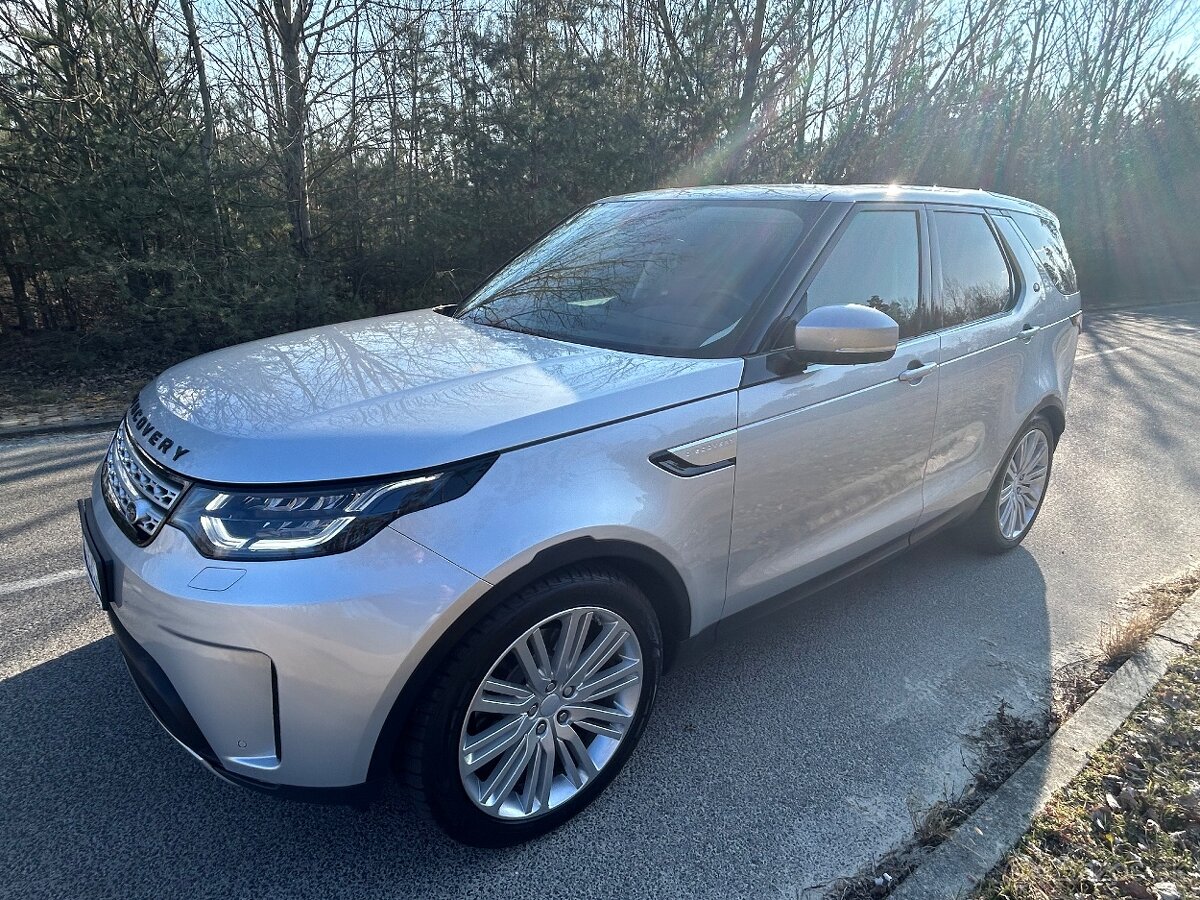 Land Rover Discovery 5