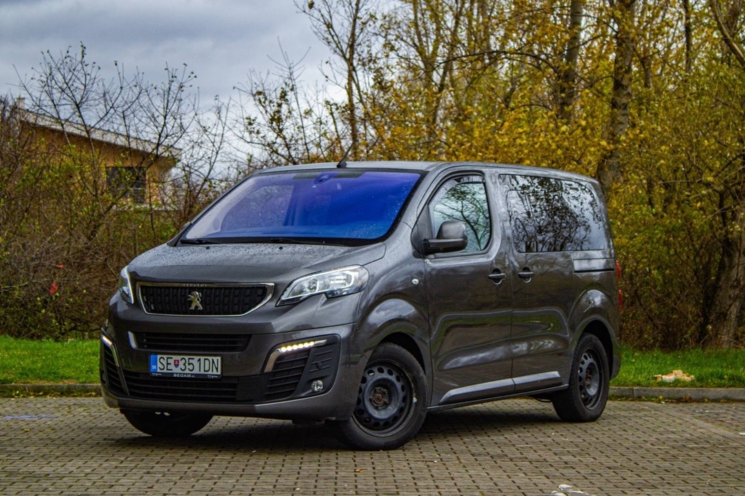 Peugeot Traveller 2.0 BlueHDi Allure Standard