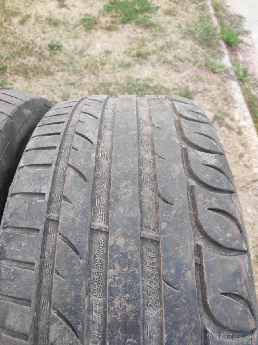 2ks letne 225/45 R17 55€