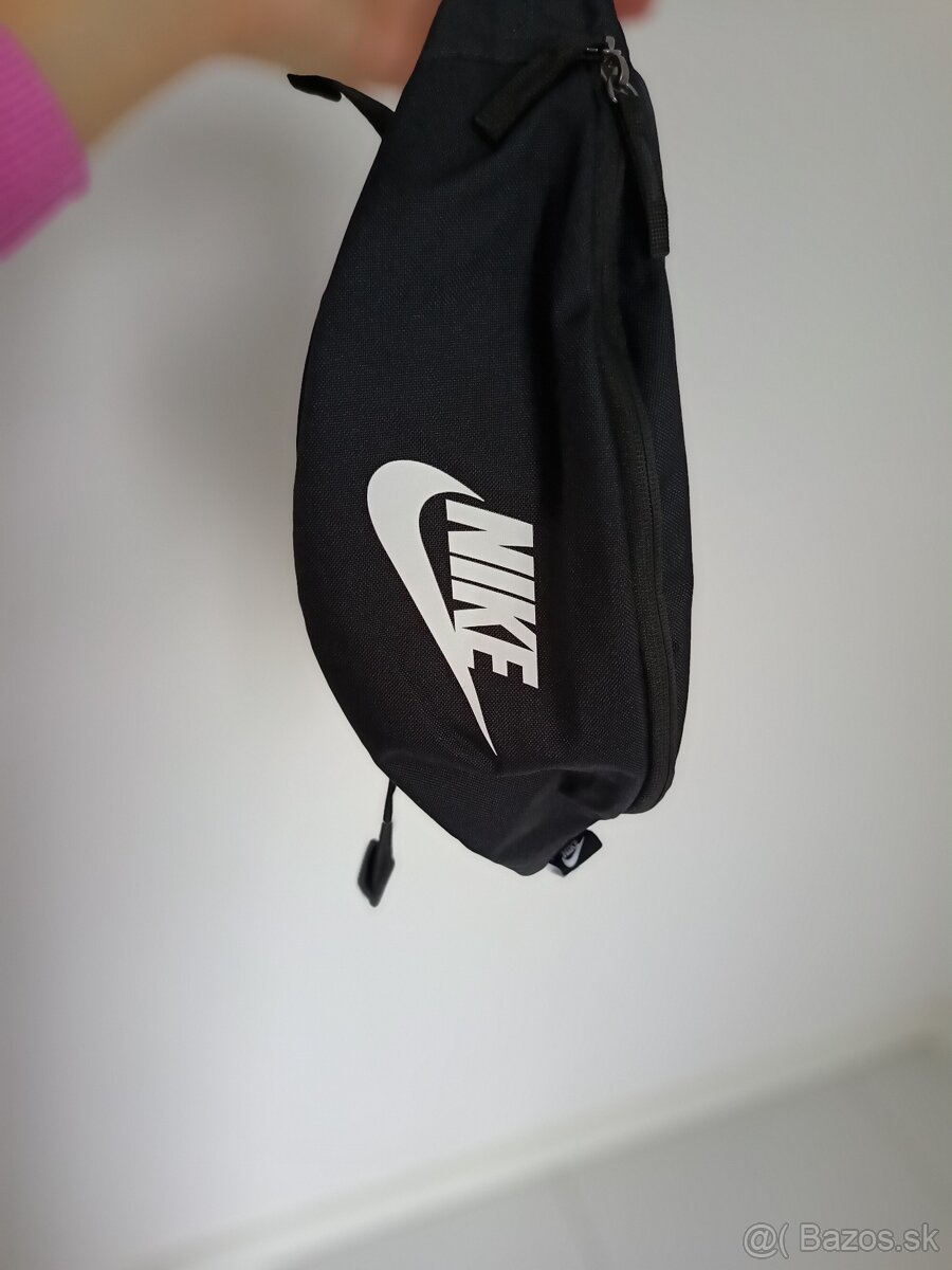 Nike ľadvinka