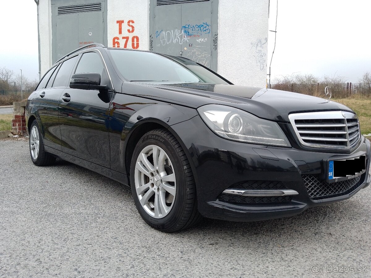 Mercedes Benz C trieda C220