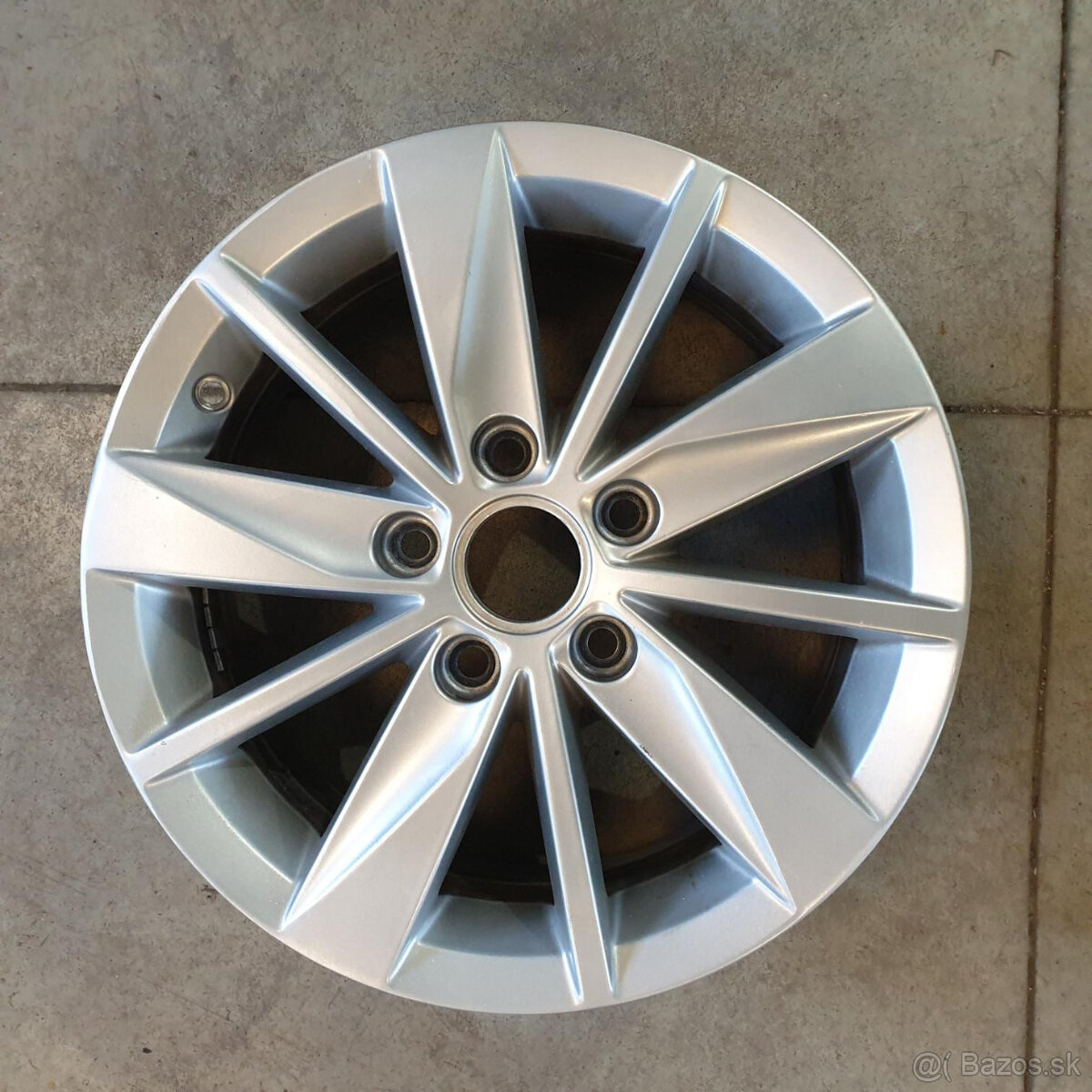 1kus VOLKSWAGEN GOLF disk 5x112 R15 ET43