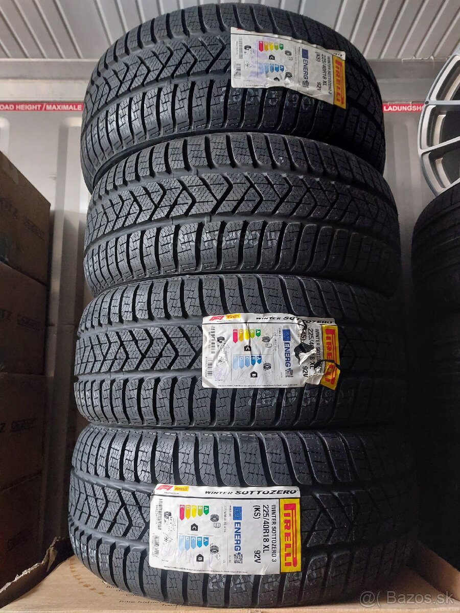 225/40R18 Nové zimné Pirelli Sottozero 3