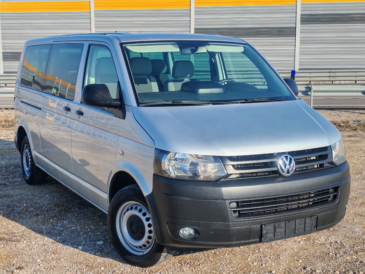 Volkswagen T5 2.0 TDI Long 9miest 4motion Bus