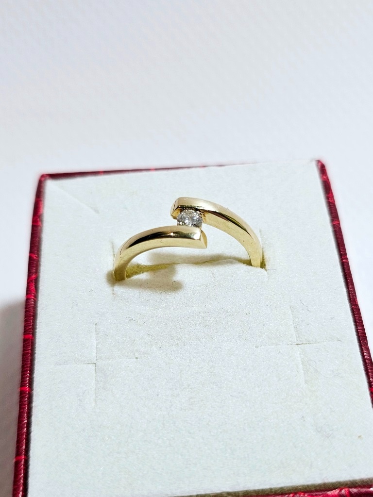 14k zlatý prsteň 0,13ct ✨✨✨