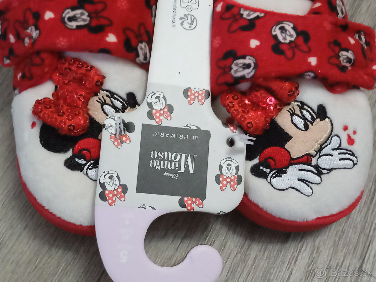 Mäkké teplé papučky Disney Minnie Mouse veľkosť 22