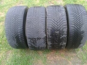 235/45 r18 zimne pneumatiky R18 235 45 rok 2022 4kusi