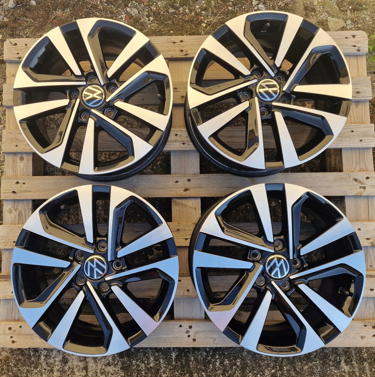 ORIGINÁL VOLKSWAGEN HLINÍKOVÉ DISKY 5x112 R16