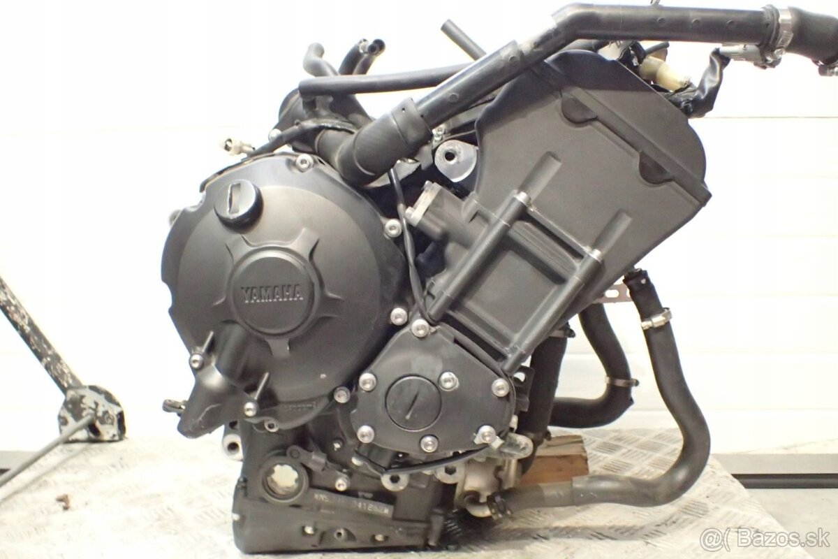 Yamaha yzf r1 motor