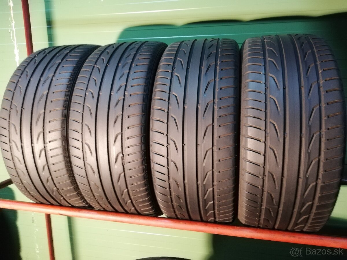 245/45 r18 letné pneumatiky Semperit