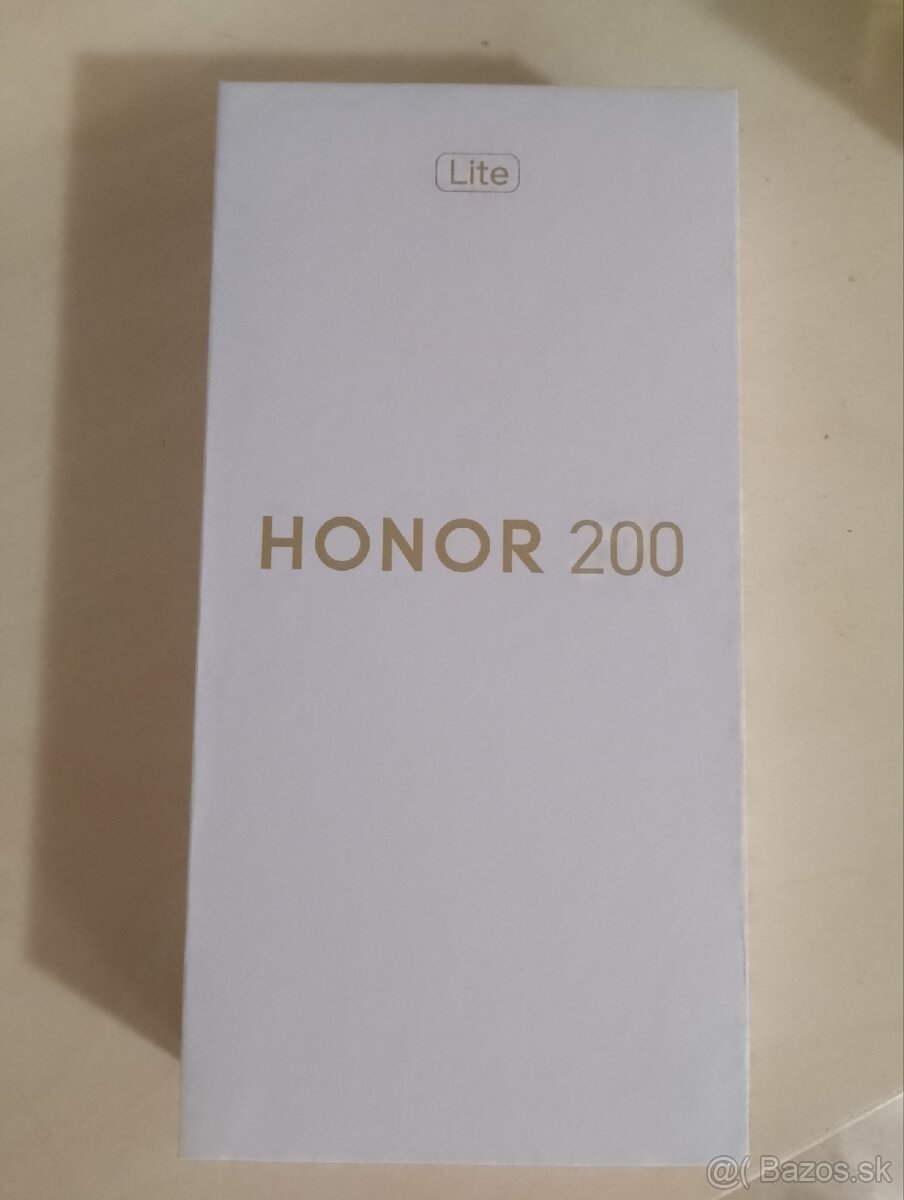 Predám Honor 200 Lite +ochrane sklo a zadný kryt