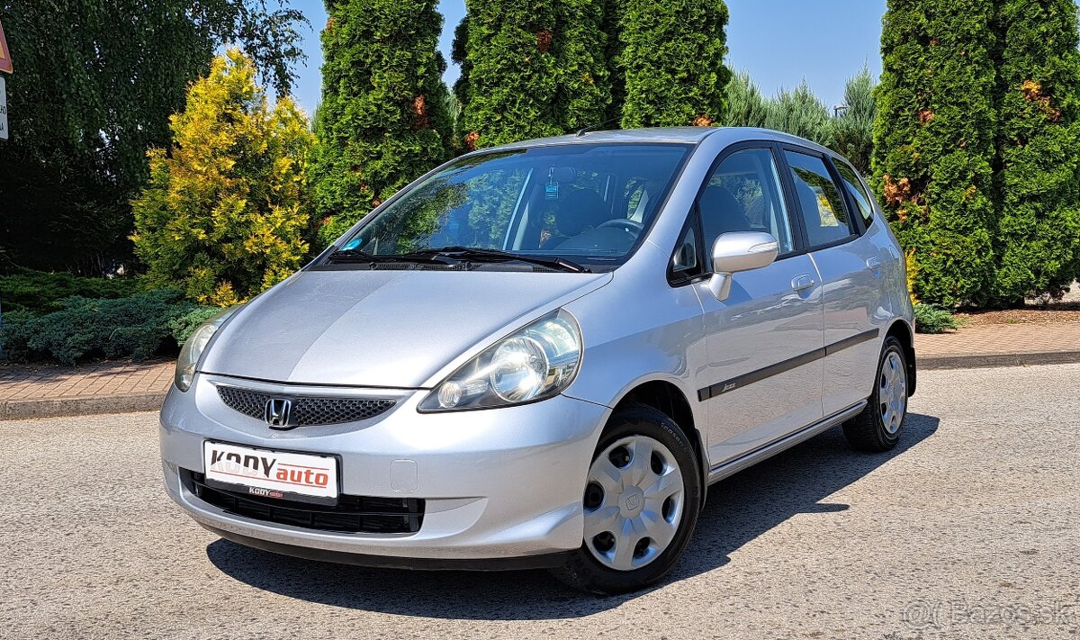 Honda Jazz 1.4 CVT automat benzín