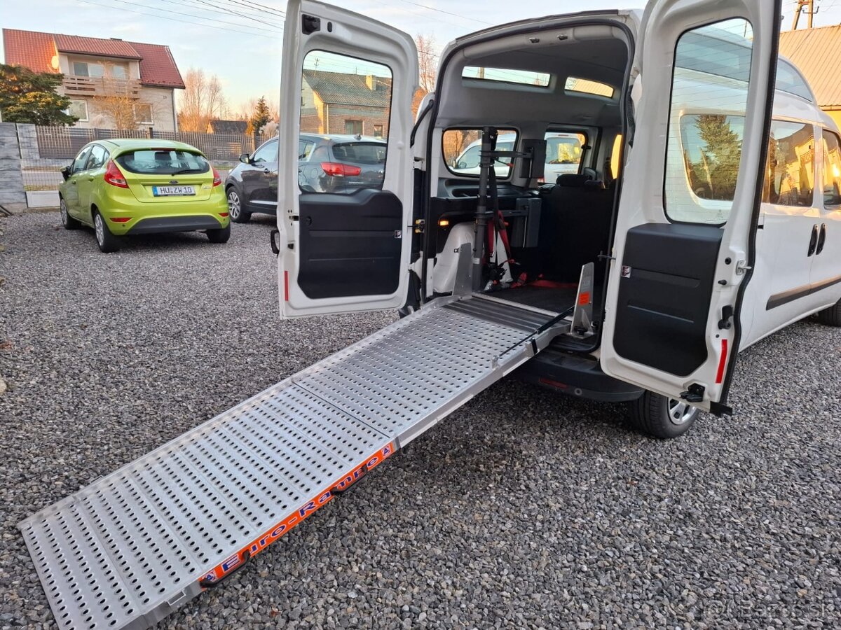 Fiat Doblo 1,6 88KW - 120k r,2021 rampa pre ZTP vozičkara