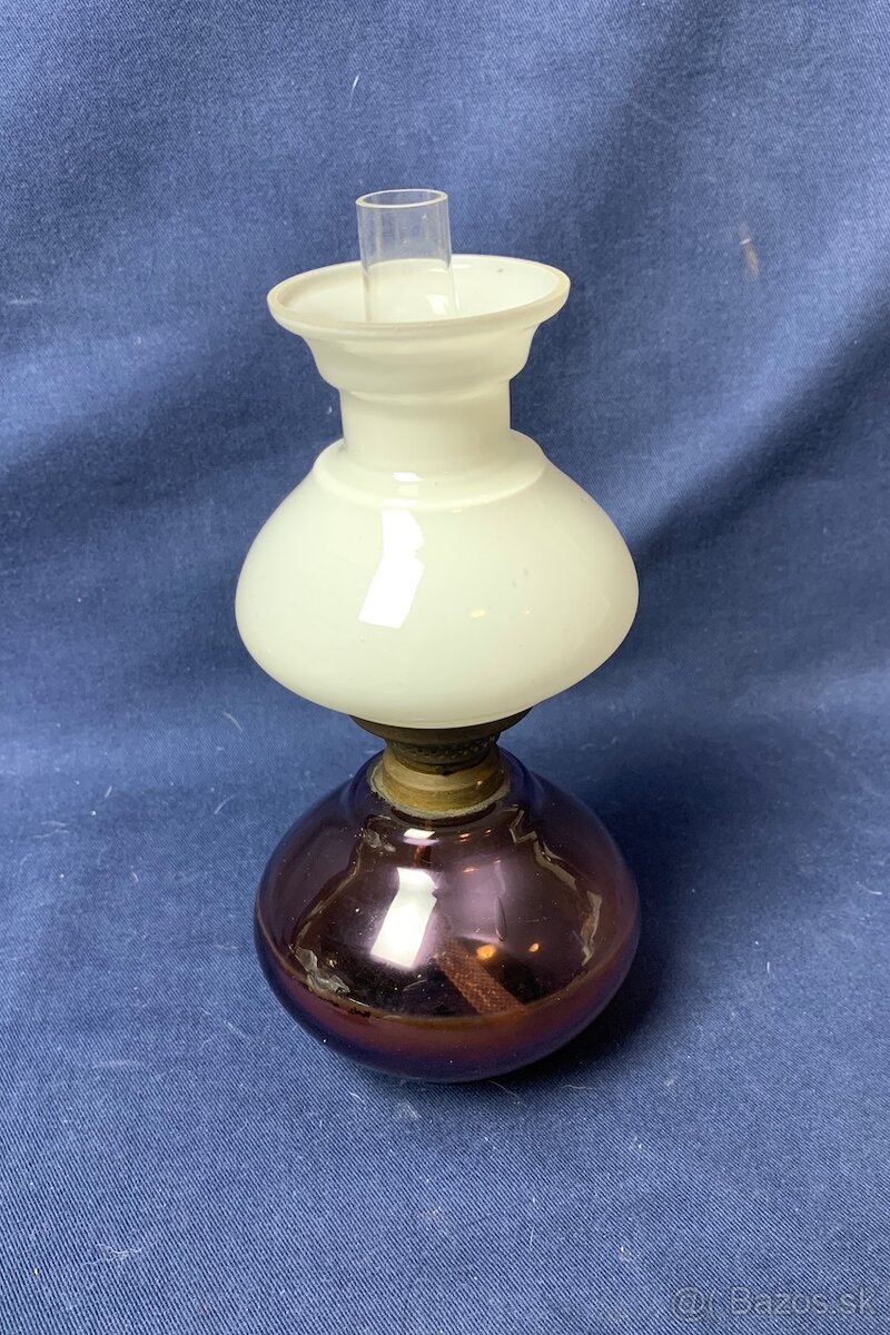 Stolná petrolejová lampa s cylindrom V 23 cm