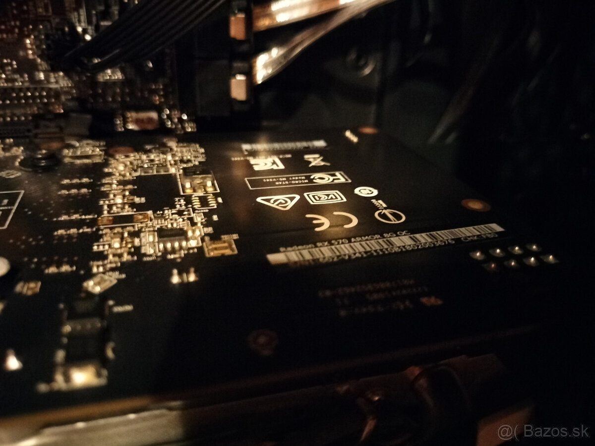 Radeon RX 570 ARMOR 8GB OC zostava