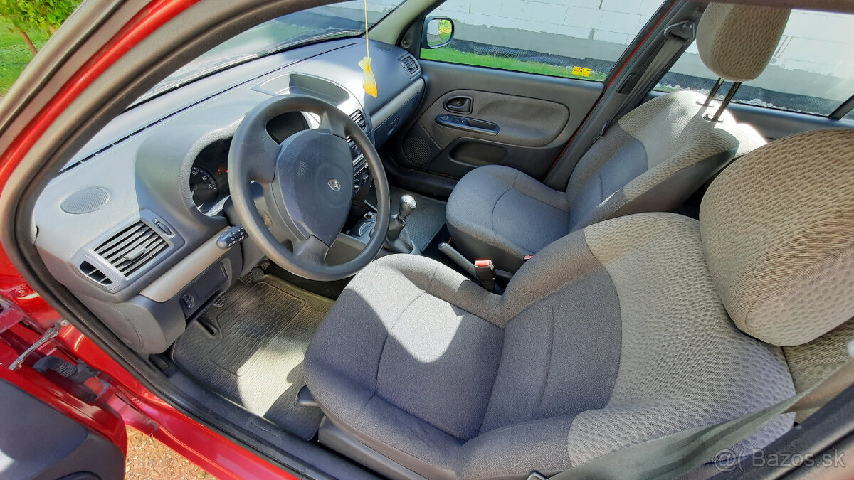 Renault CLIO 1.2 benzín, AB Hatchback 5 dv. 