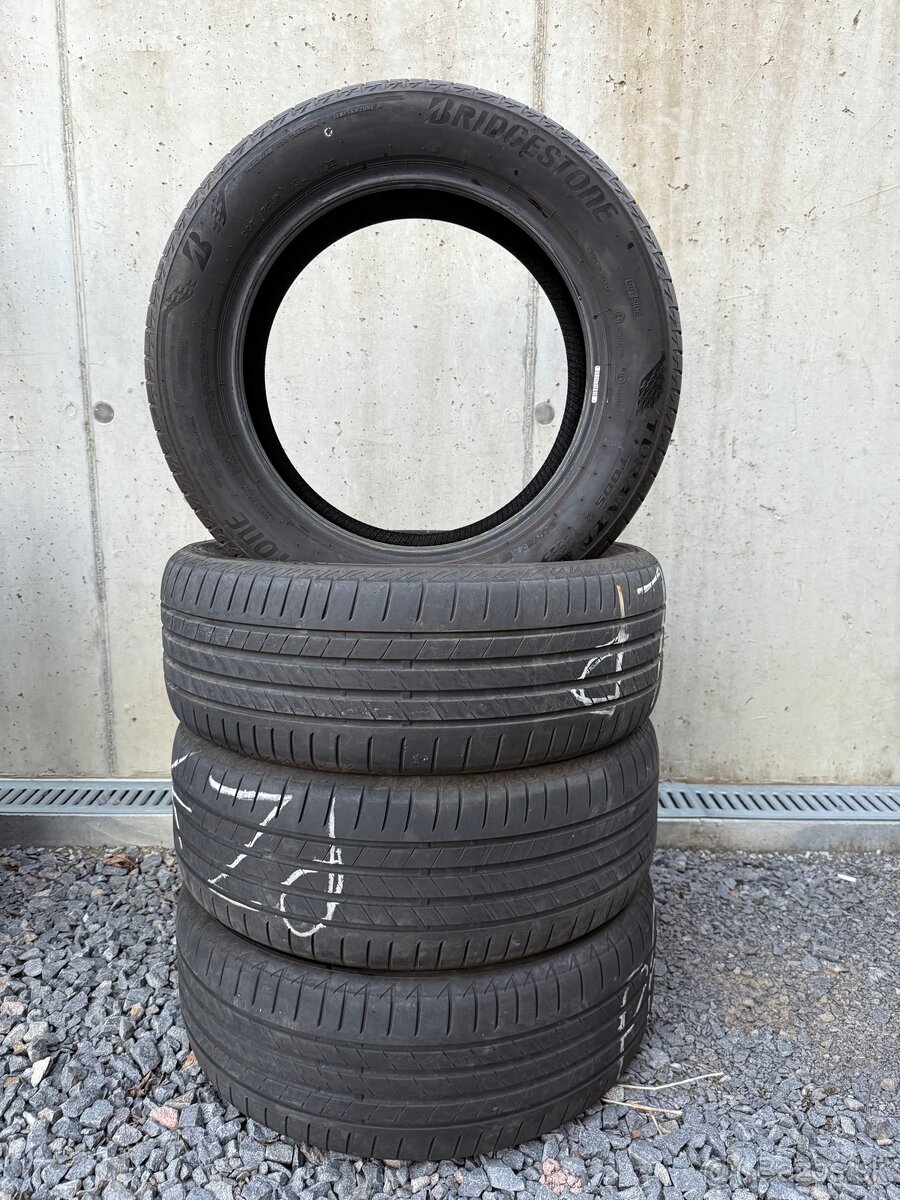 Letné pneu BRIDGESTONE 225/55/R17