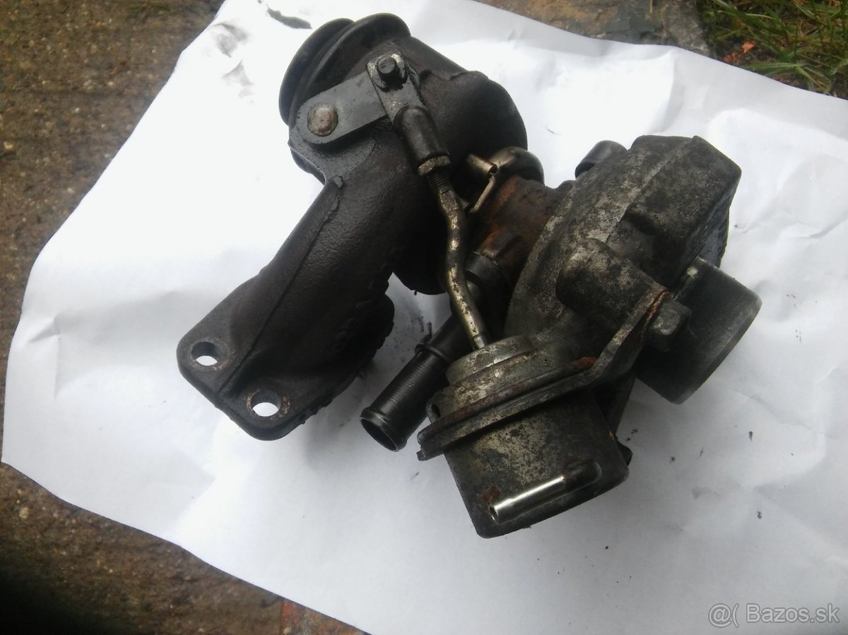 Predam turboduchadlo,chladice,dvere na Ford Focus C-MAX