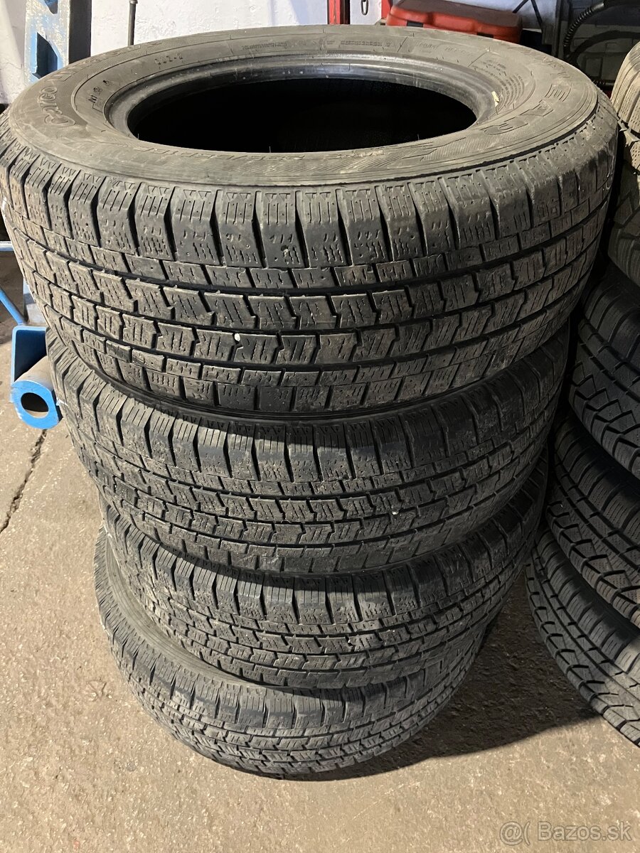 235/65R16C