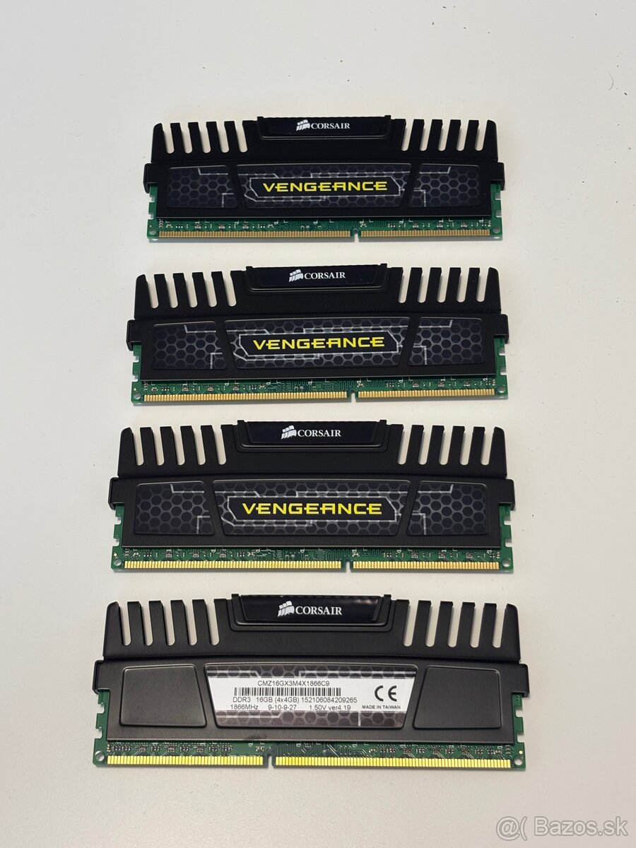 DDRAM3 16GB (4x4GB) Corsair Vengeance -  1866MHz CL9 1.5V