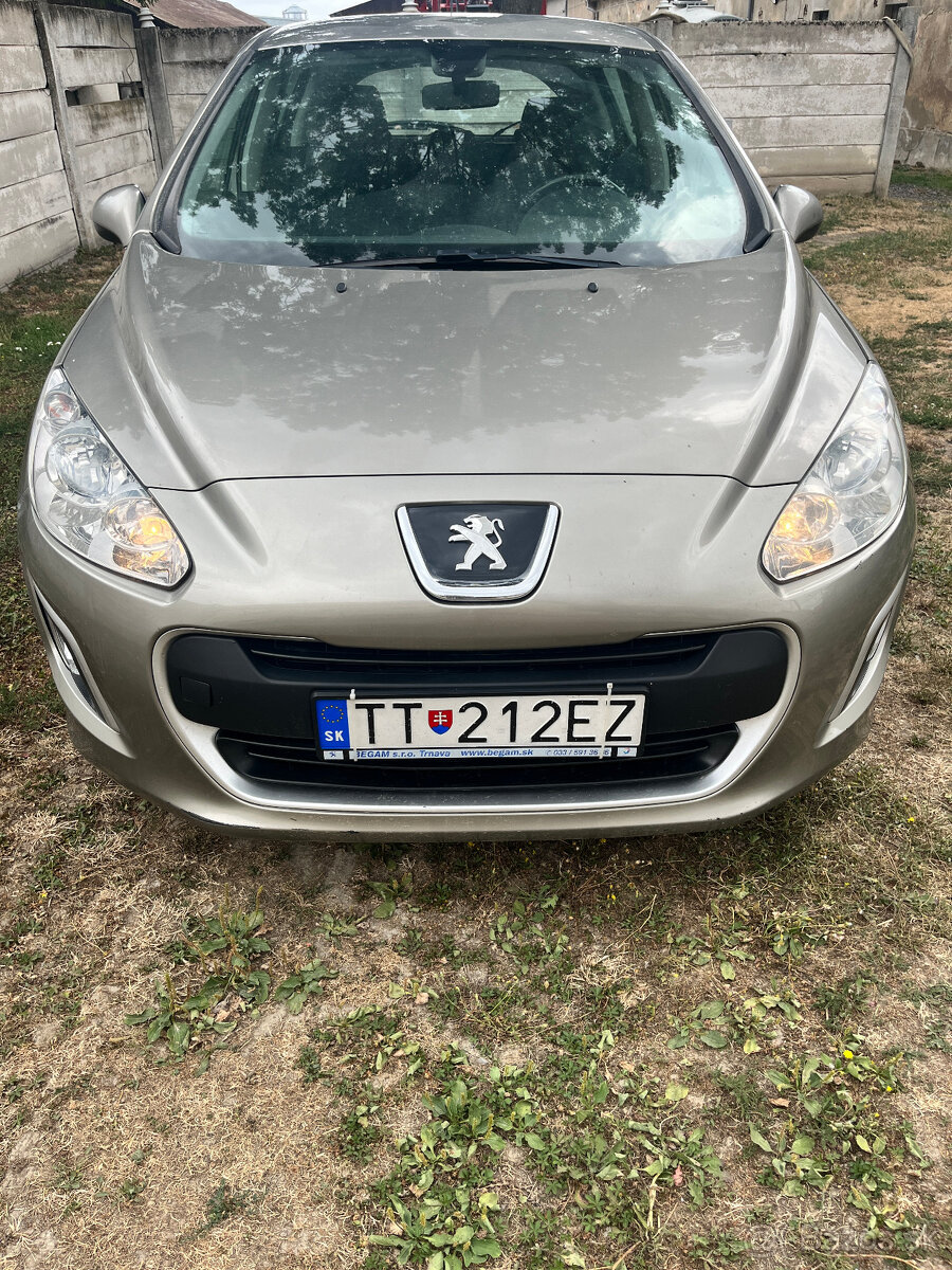 Peugeot 308 2012 prvý majiteľ