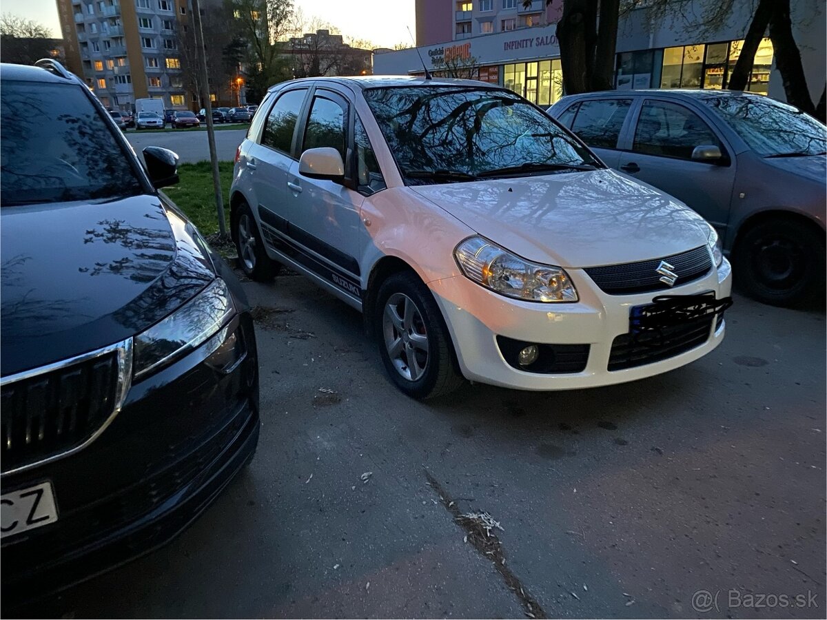 Suzuki SX4