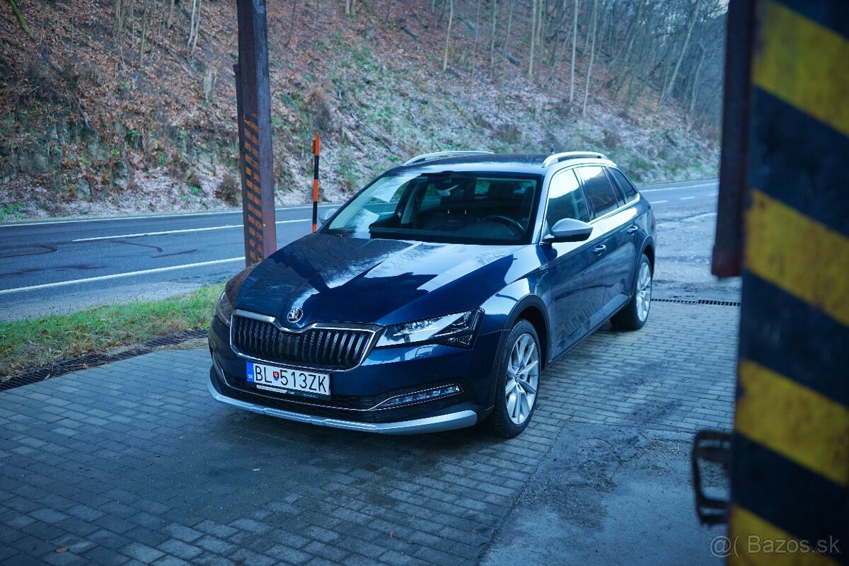 Škoda Superb Combi 2.0 TDI Scout 4x4 DSG