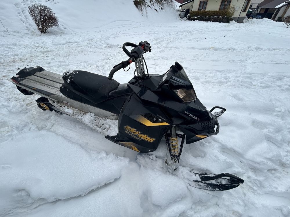 Ski doo summit 800r