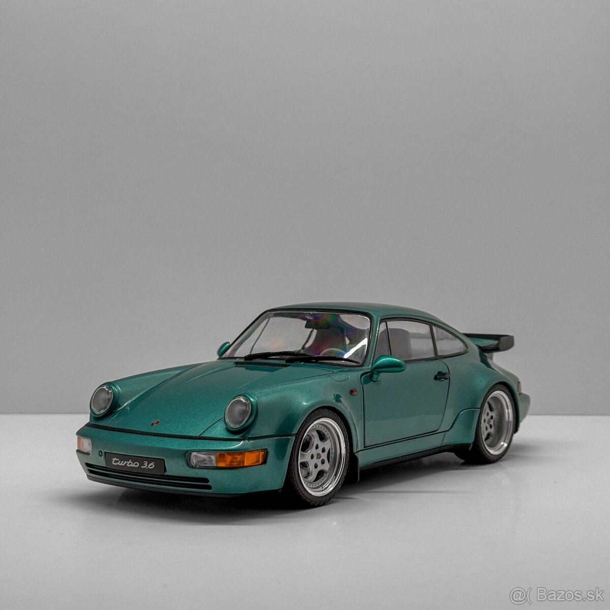 Porsche 964 Turbo Solido 1:18