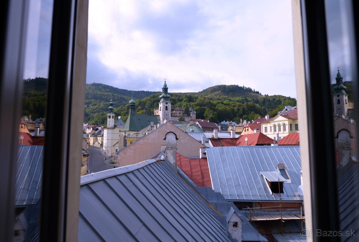 NA PREDAJ, apartmán s výnimočným výhľadom, Banská Štiavnica.