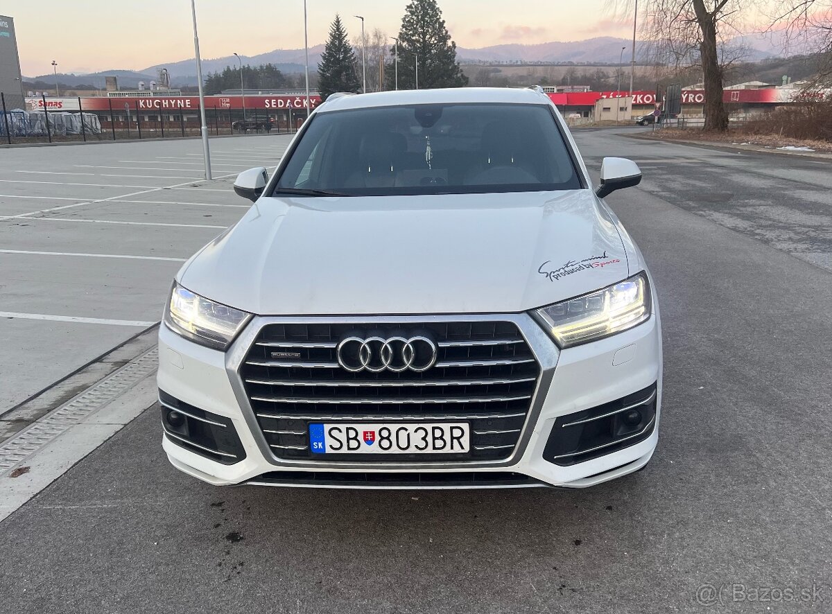 Audi q7 3.0 TDi 200 kW 3x sline 7 miestna