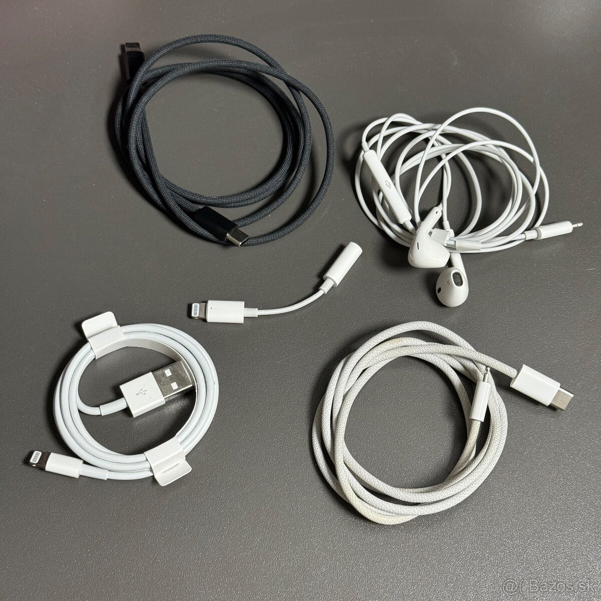 3x Apple Lightning kábel + Apple EarPods + Redukcia AUX