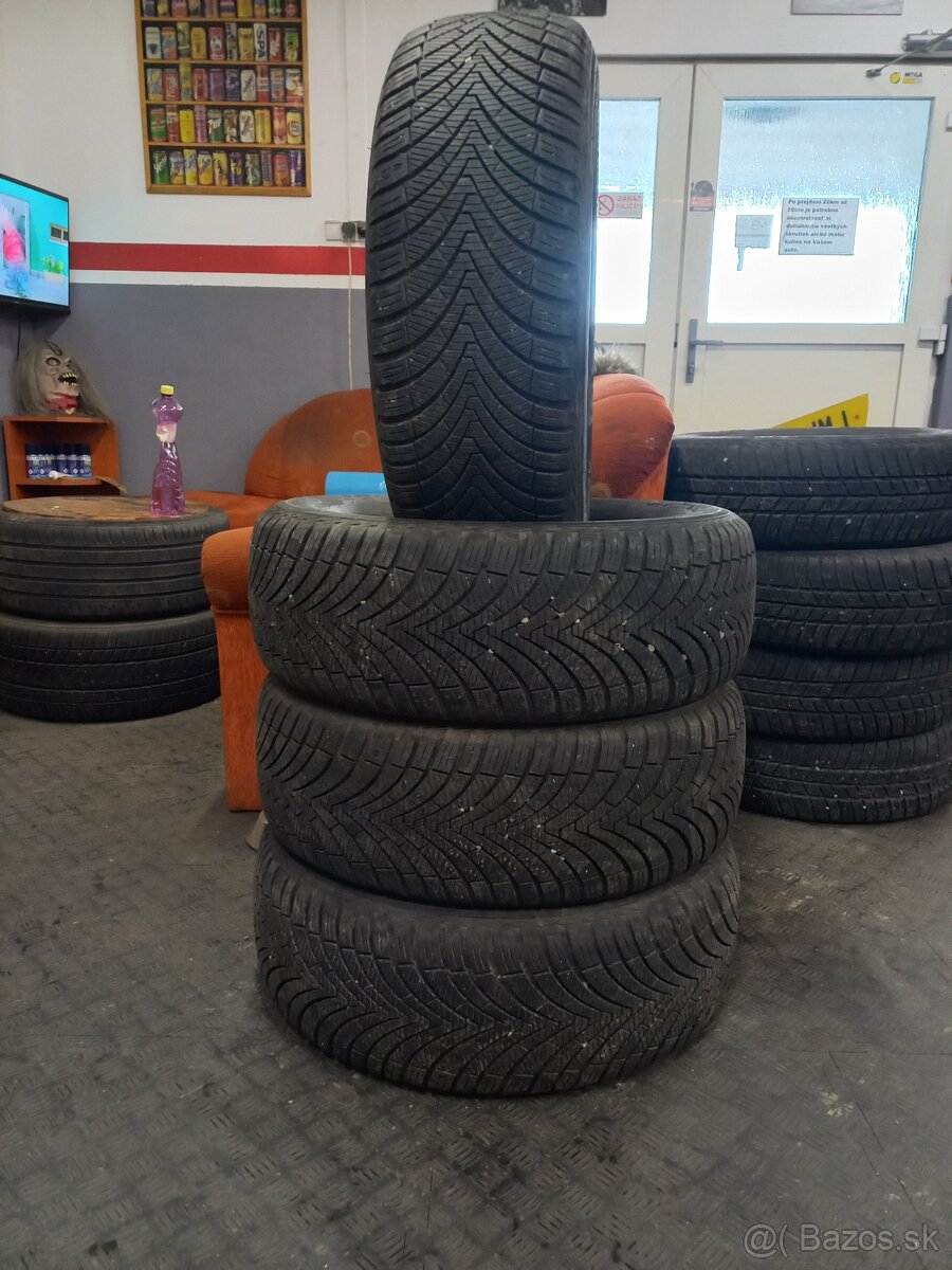 Zimné pneu Kumho 235/60R16