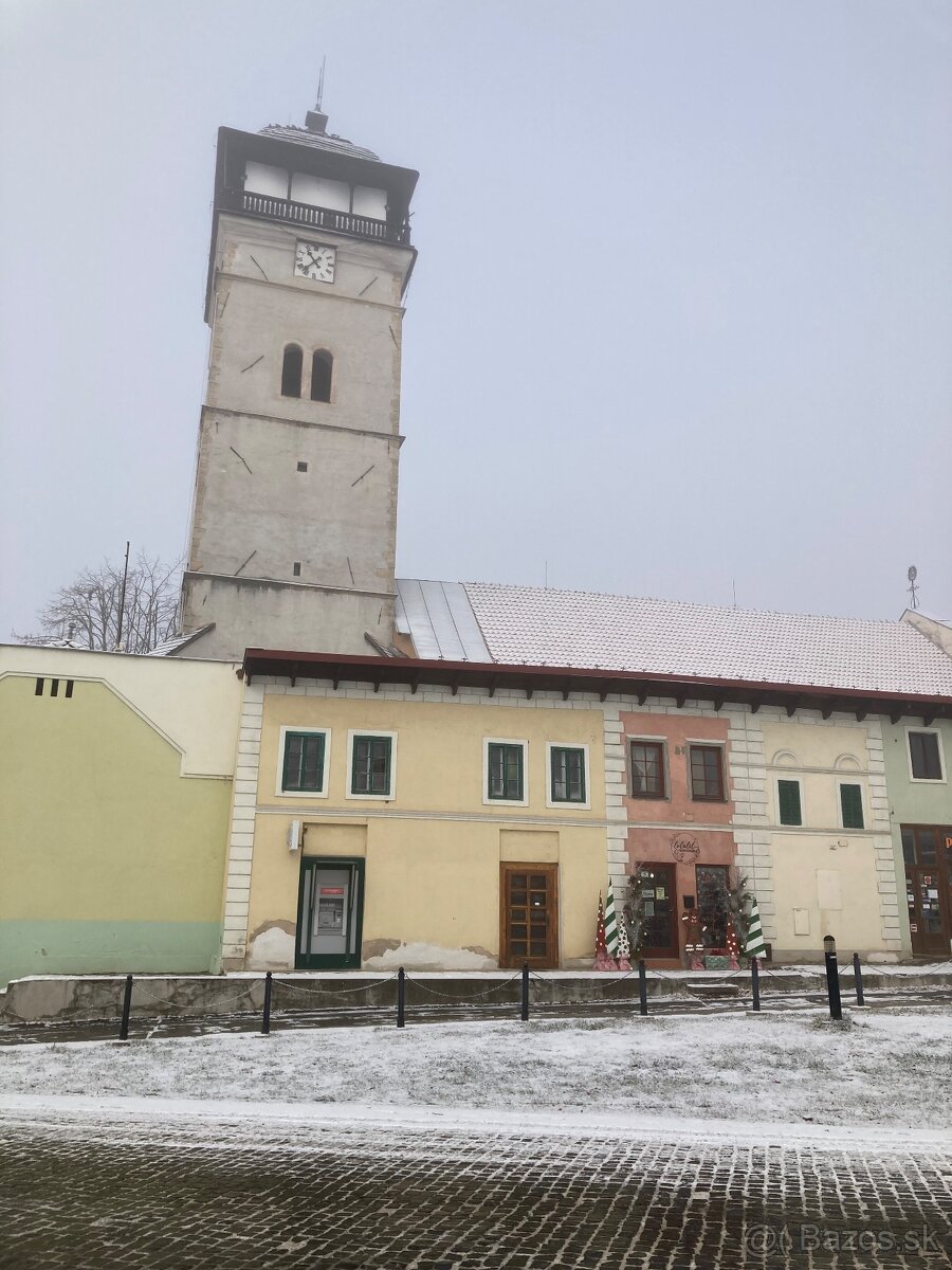 Krámiky pod vežou