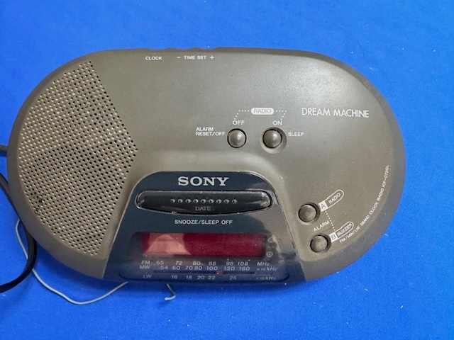 RADIOBUDIK SONY ICF-C720L