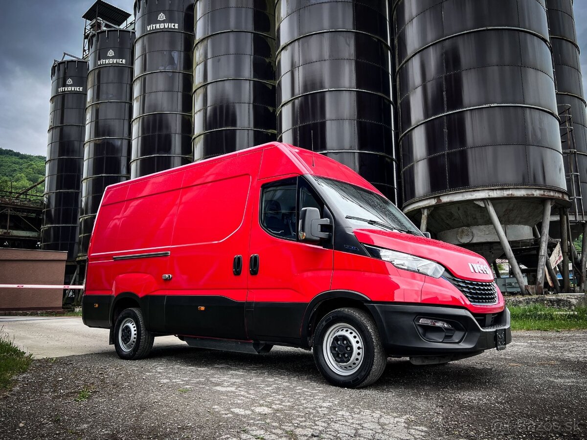 Predam Iveco Daily - CNG r.v.2022 naj.14 800km ⭐ODPOČET DPH⭐