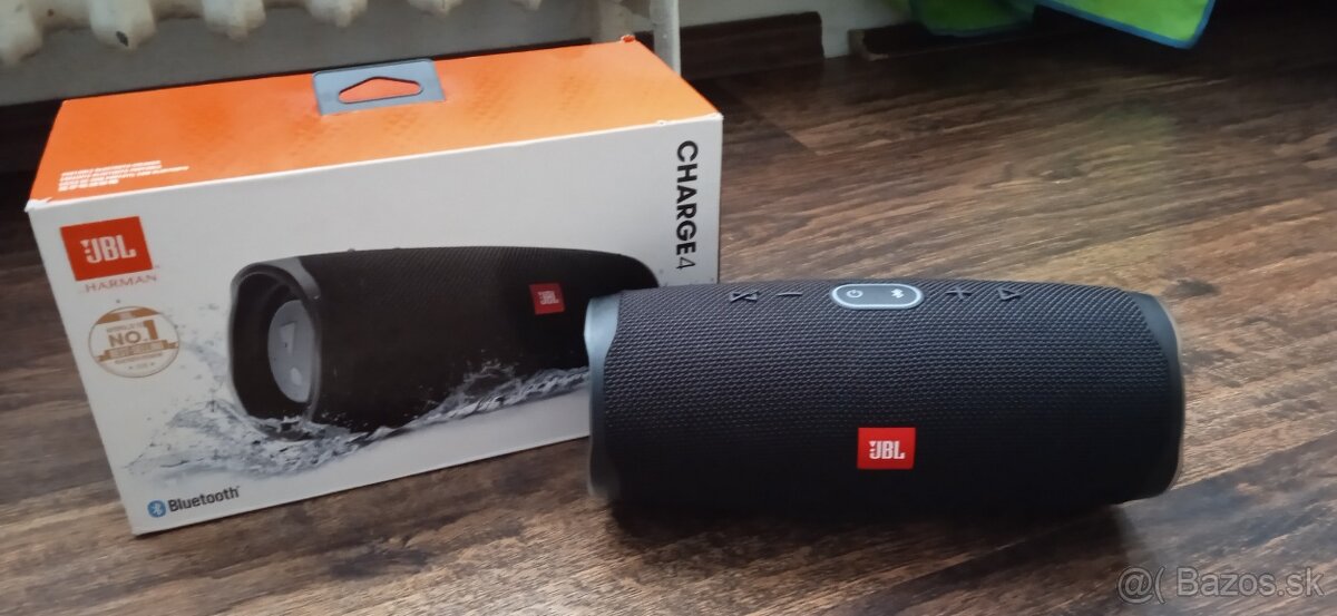 Predám reproduktor JBL CHARGE 4.