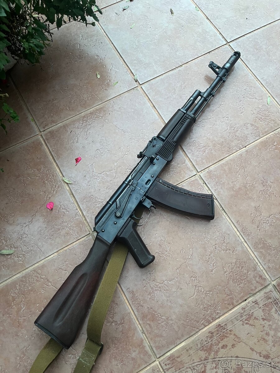 E&L AK74 plum