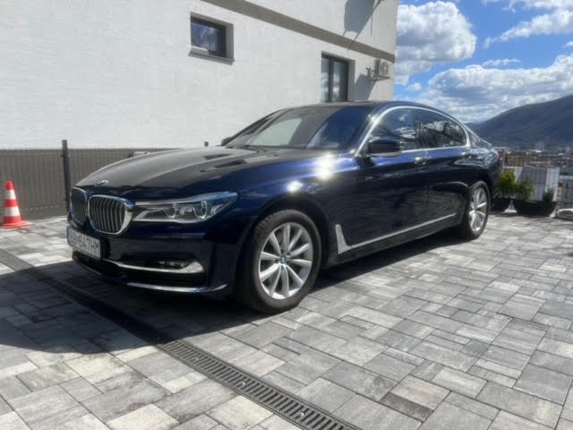 BMW Rad 7 730D xDrive 4x4 A/T DPH