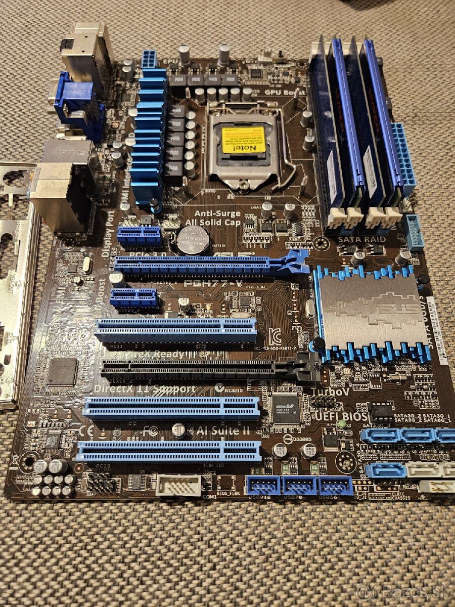 Asus P8H77-V, LGA1155, 2xPCIe, RAID, SATA 6