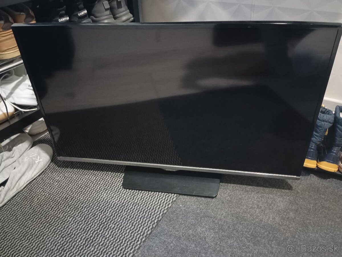 Predám nefunkčný TV Samsung UE32H5000