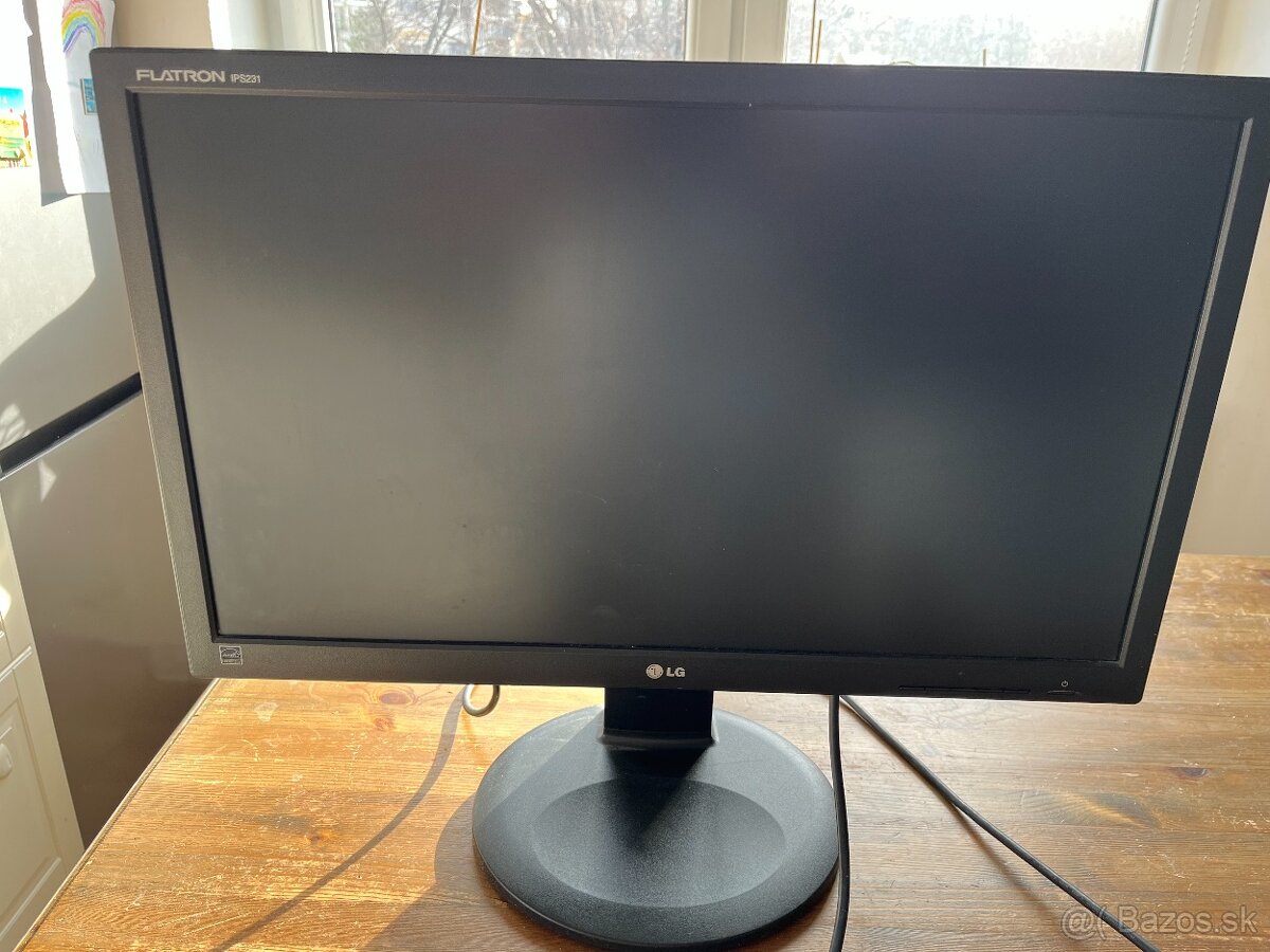 LCD monitor LG IPS231P 23"